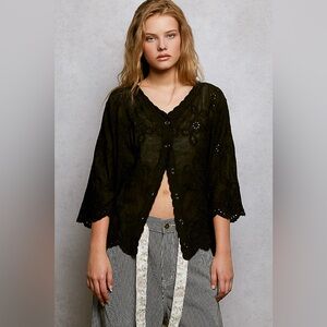 POL Floral Eyelet V-Neck Salloped Shirt